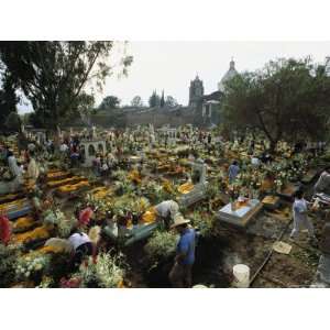  Mexicans Celebrating el Dia de Los Muertos Keep Vigil in 