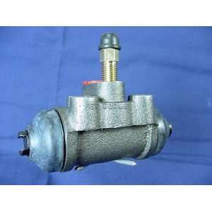   International Parts 67 74 360 New Brake Wheel Cylinder Automotive