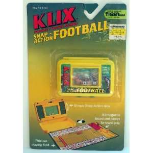  Klix Snap action Football Pocket Game (1989) Toys & Games