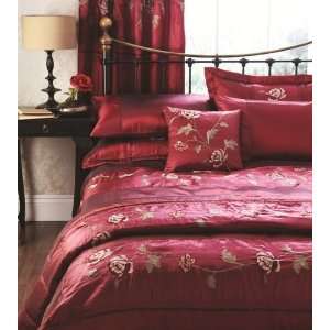 STUNNING GRAND VENETIAN RED ROSE FLORAL EMBROIDERED FULL QUILT COVER 