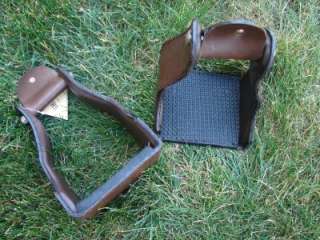 UP FOR AUCTION ARE A PAIR OF UNIQUE LOOKING WESTERN SADDLE STIRRUPS.