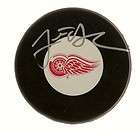 JUSTIN ABDELKADER DETROIT REDWINGS AUTO SIGNED PUCK