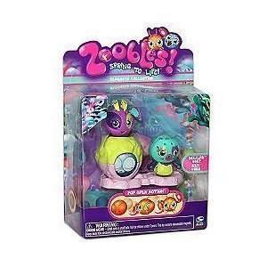    Zoobles Twobles Crab & Sea Lion with Happitat Toys & Games