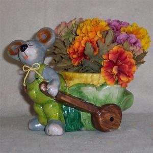   Ceramic Farmer Mouse with Cart Planter Container Patio, Lawn & Garden