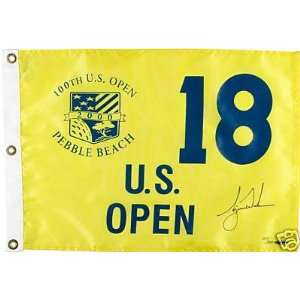 TIGER WOODS Hand Signed 2000 US Open Flag UDA LE 500   Autographed Pin 