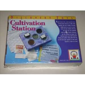 CULTIVATION STATION by Discovery Toys. Explore science, set up your 