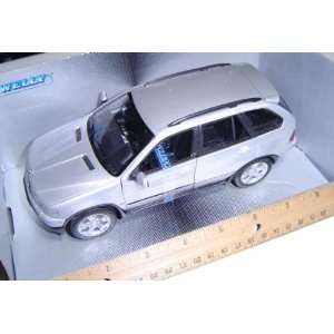  BMW X5 SUV 1998 Silver   124 scale Toys & Games