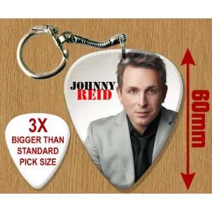  Johnny Reid BIG Guitar Pick Keyring Musical Instruments