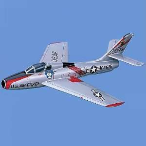  Large Aircraft Model with Stand   F 84F Thunderstreak (USAF 