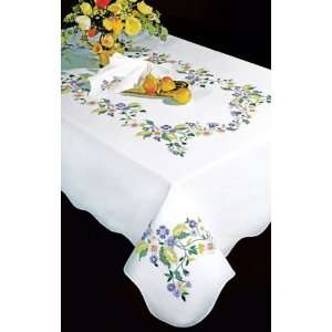  Blossoming Vine Tablecloths