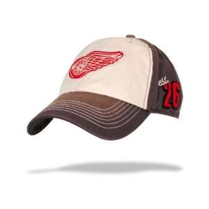  Detroit Red Wings Rough House Fitted Cap Sports 