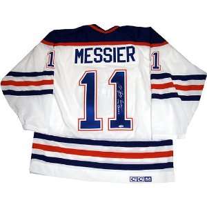  Mark Messier Autographed Jersey   with  Captain 