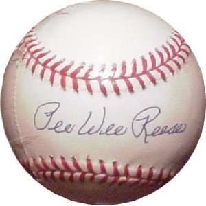 Pee Wee Reese Autographed Ball   PSA DNA   Autographed Baseballs 