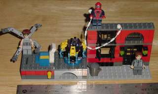 LEGO 4857 SPIDER MAN DOC OCKS FUSION LAB  