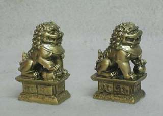 Pair Chinese Small Resin Foo Dogs Figure Statue OC9 05  