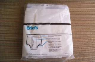   NOS NIP Mens  Cotton Briefs Size 34 Underwear 3 Pack SanforKnit
