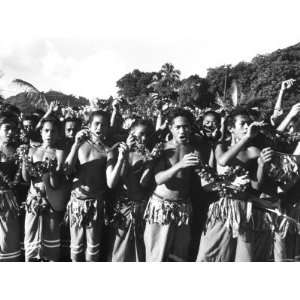  Samoans Welcoming Visitors from New Zealand Cruiser 