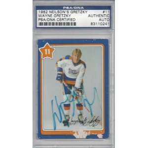  Wayne Gretzky Autographed 1982 Neilsons Card #11 PSA/DNA 