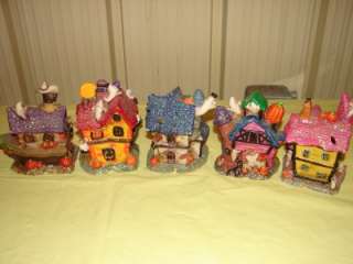 Lot of Halloween Pumpkin Lights/Ceramic Houses/Placemat  
