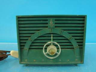   Antique Tube Radio Green Plastic Space Age Jetsons Cabinet Wiper Dial