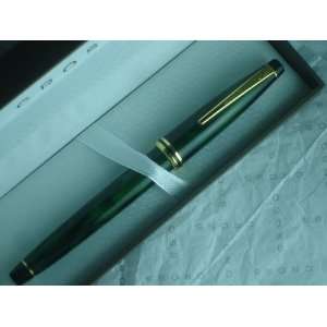  Cross Green Mable Lacquer and 23k Medium Nib Fountain Pen 