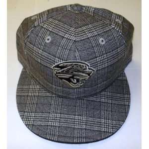   Jaguars Structured Fitted Reebk Hat Size 7 1/4