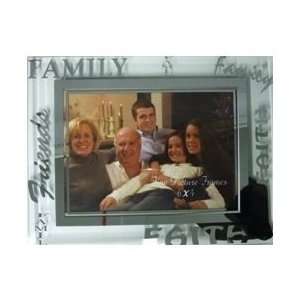  Holiday Family Fine Glass Picture Frame,Holds 6x4 Picture 