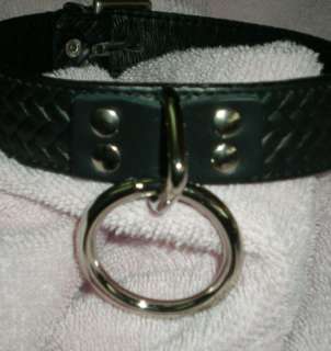 Locking, Lined, Embossed Leather Collar with D and O Rings 16 