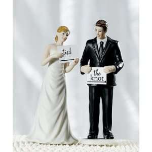  Read My Sign   Bride and Groom Figurines   Groom Figurine 