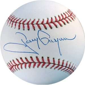 Tony Gwynn Autographed/Hand Signed Official MLB Baseball