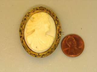 VICTORIAN LARGE CARVED CONCH CAMEO GILDED GOLD ANTIQUE BROOCH PENDANT 