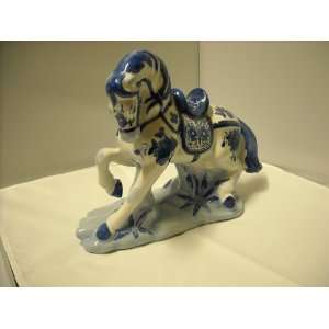  Chinese Blue & White Horse Statue New Without Tag 