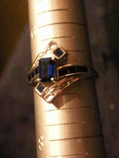 Vintage Beautiful Sapphire & Diamond 10K gold ring Sz 7  