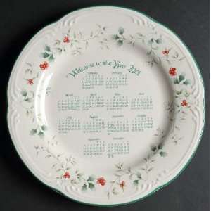 Pfaltzgraff Winterberry Calendar Plate, Fine China Dinnerware  