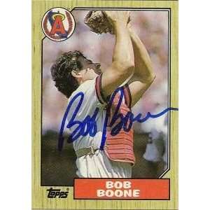 Bob Boone Anaheim Angels Signed 1987 Topps Card