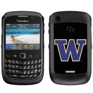  University of Washington   W design on BlackBerry Curve 3G 