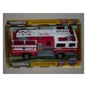  Tonka Lights and Sound Firetruck Toys & Games