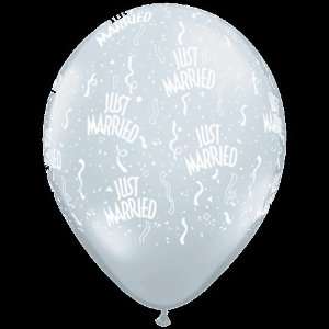    Wedding Balloons   11 Just Married Confetti Cont Toys & Games