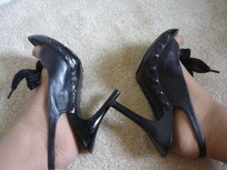 well worn NINE WEST black Leather open toe high heels sz 6 nylon 