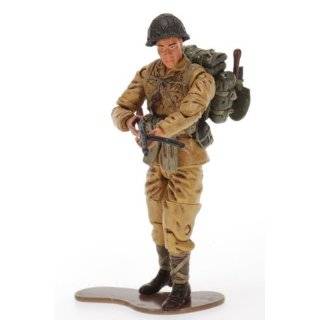   Bulge US Infantryman with Mackinaw 118 Scale Figure Toys & Games