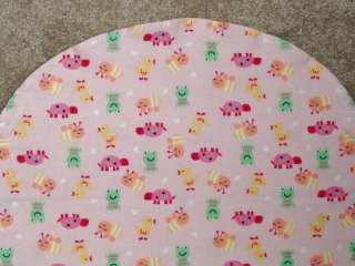 BASSINET SHEET/FLANNEL CUTE BUGS TURTLES AND FROGS IN TWO COLORS 