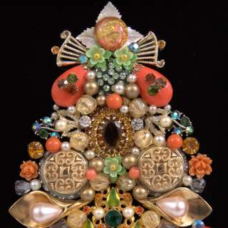 DIVINE Vintage JEWELRY Christmas Tree Framed Art PIN EARRINGS 