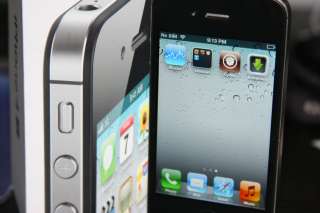 UNLOCKED ? Jail Broken Apple iPhone 4S 16GB Black iOS 5.0.1 jailbroken 