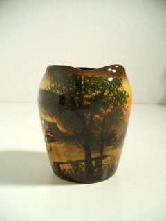 Antike Schramberg Vase mit Schwarzwaldmotiv  