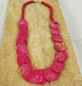 This is a beautiful & elegant   HOT PINK RESIN BEAD NECKLACE WITH 