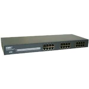  SMC 24 Port 10/100 Hub Stand Alone Int Switch Rack Mount 