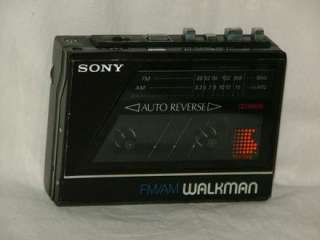 Sony WM F77 Walkman Stereo Cassette Player FM/AM Radio  