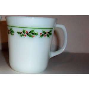  Corelle Christmas Holly Mug 