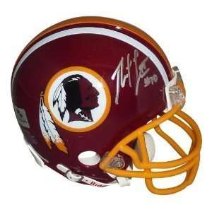  ROBERT GRIFFIN III   Hand Signed Autographed REDSKINS Mini 