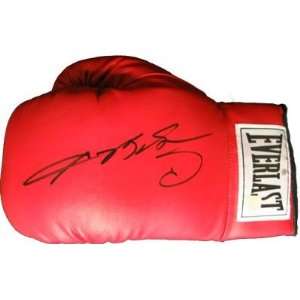 Sugar Ray Leonard Autographed Everlast Boxing Glove